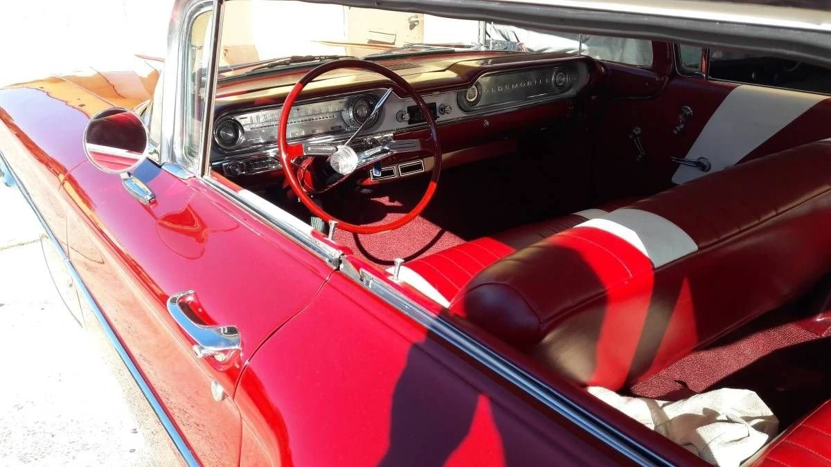 1960 Oldsmobile 88 - Image 11 of 19