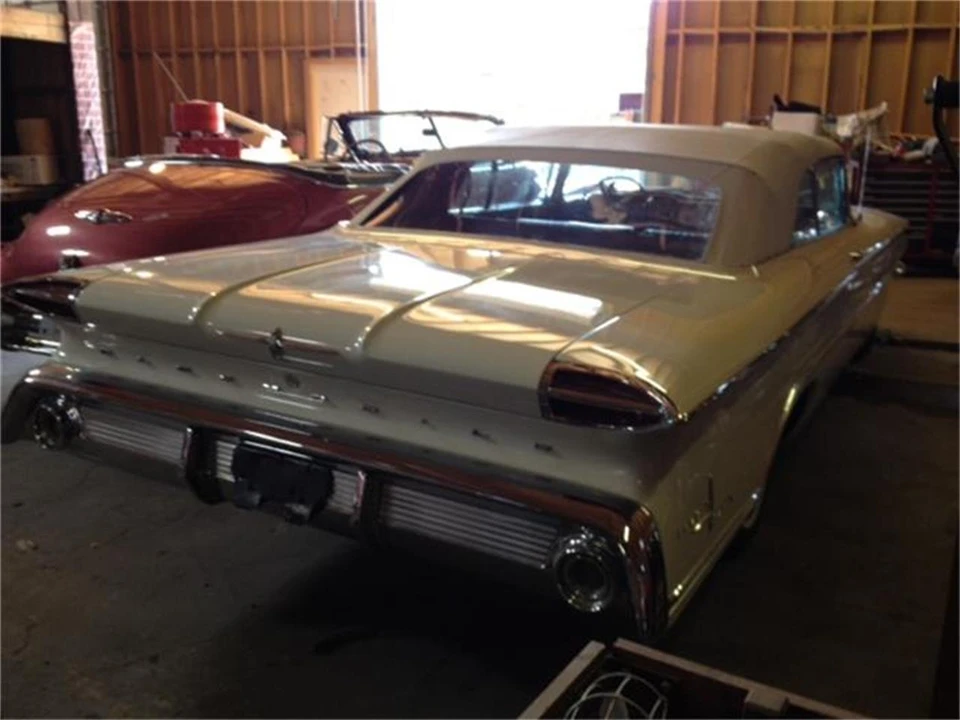 1960 Oldsmobile 98 - Image 15 of 15