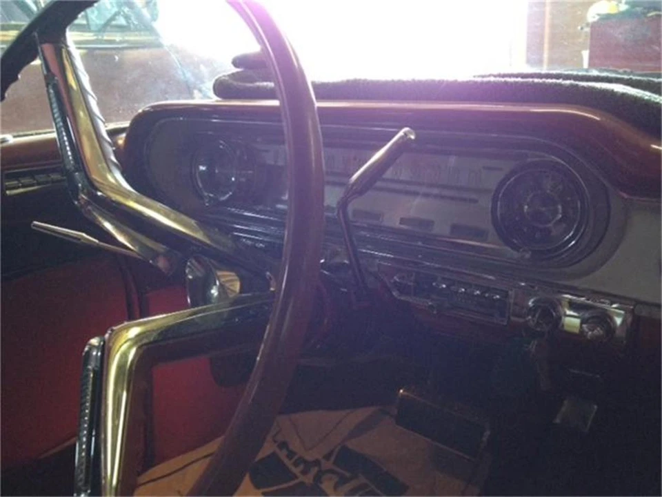 1960 Oldsmobile 98 - Image 3 of 15