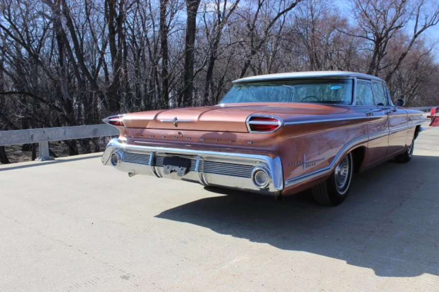 1960 Oldsmobile 98 - Image 3 of 10