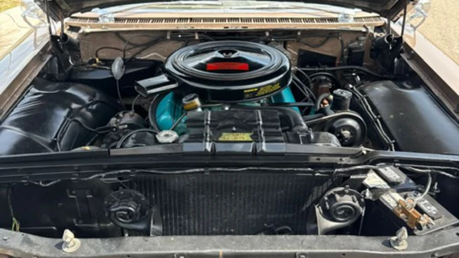 1960 Oldsmobile 98 - Image 10 of 12