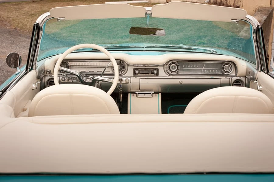 1960 Oldsmobile 98 - Image 4 of 7