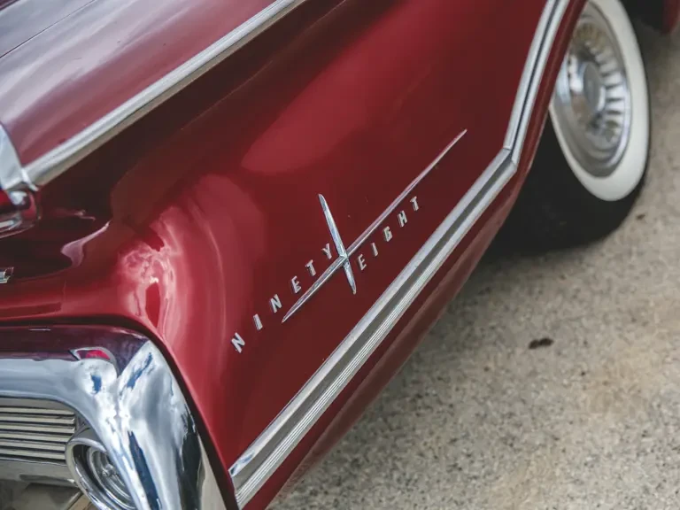 1960 Oldsmobile 98 - Image 9 of 31