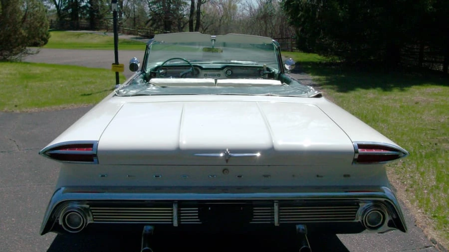 1960 Oldsmobile 98 - Image 4 of 12