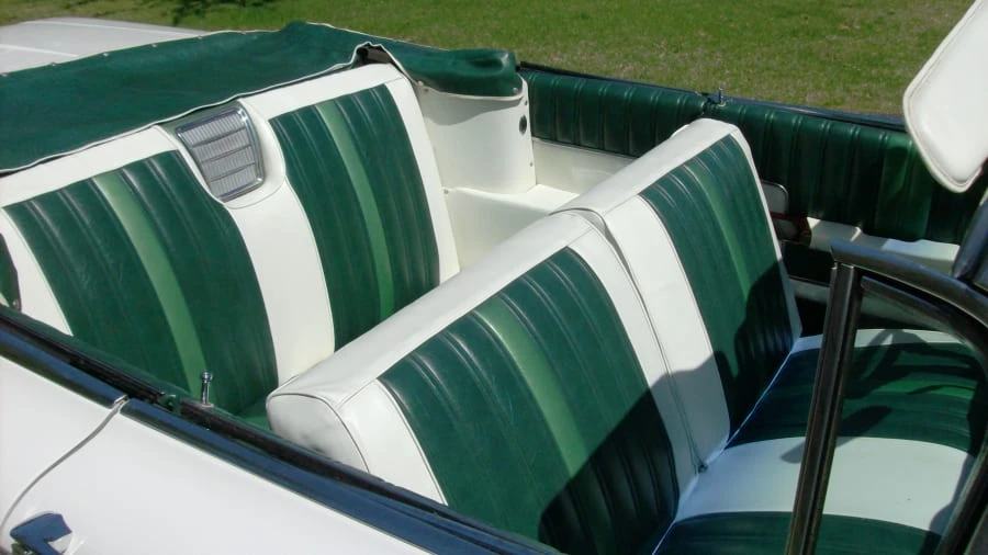 1960 Oldsmobile 98 - Image 7 of 12