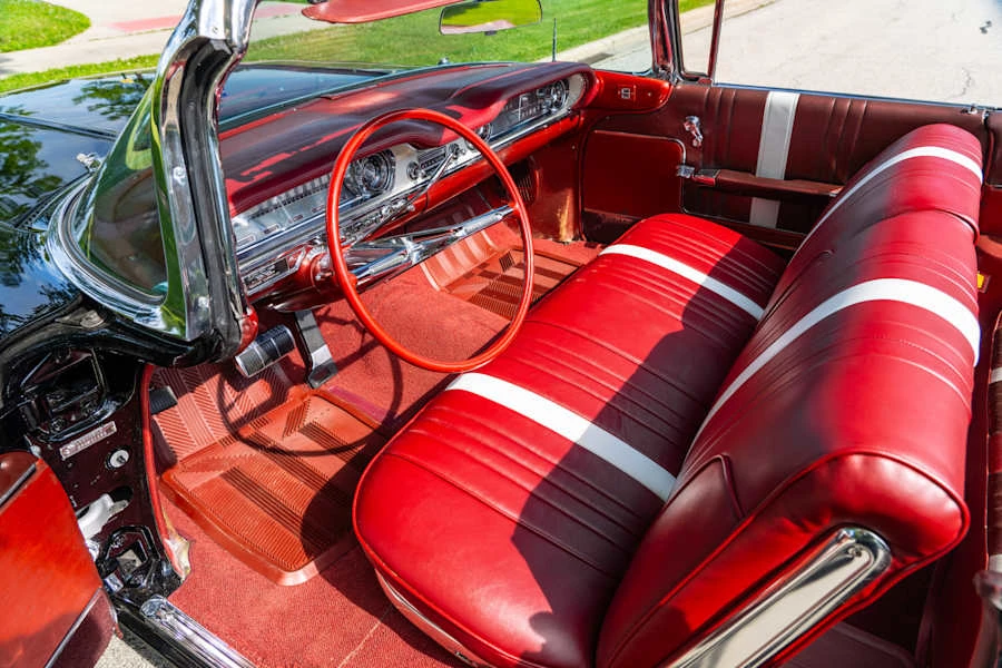 1960 Oldsmobile 98 - Image 19 of 24