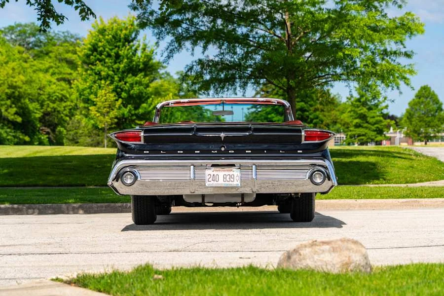 1960 Oldsmobile 98 - Image 5 of 24