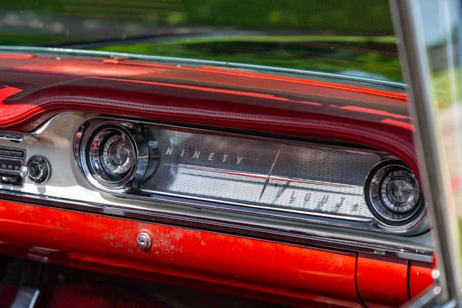 1960 Oldsmobile 98 - Image 16 of 24