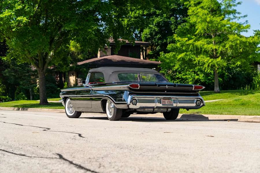 1960 Oldsmobile 98 - Image 7 of 24