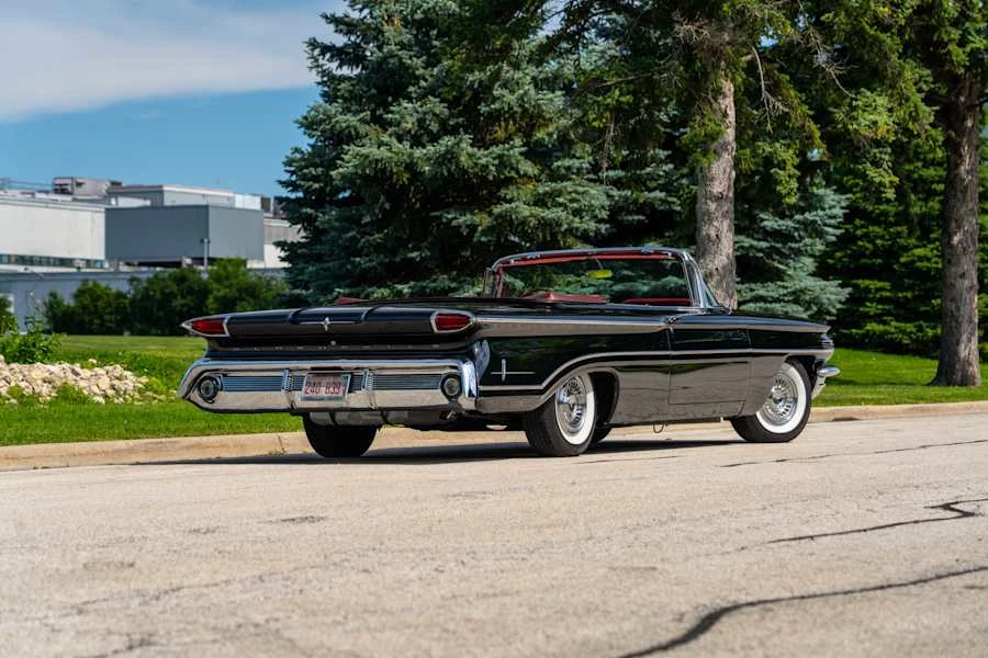 1960 Oldsmobile 98 - Image 3 of 24