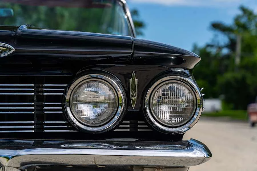 1960 Oldsmobile 98 - Image 10 of 24