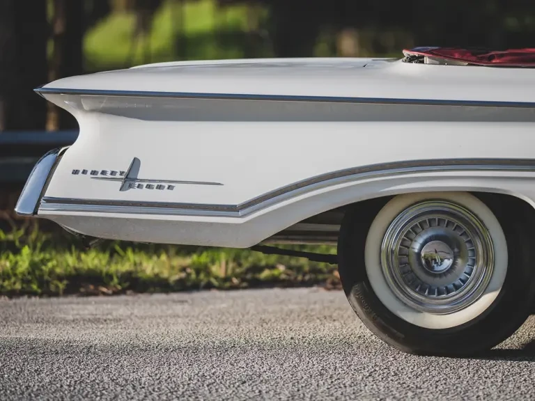 1960 Oldsmobile 98 - Image 14 of 23