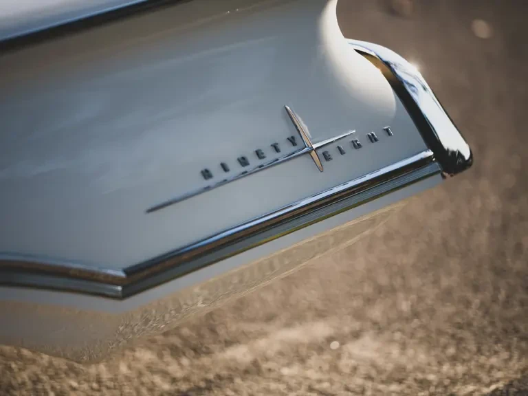 1960 Oldsmobile 98 - Image 10 of 23