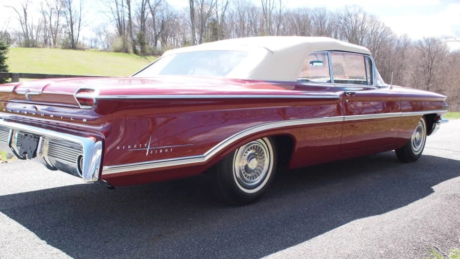 1960 Oldsmobile 98 - Image 6 of 23