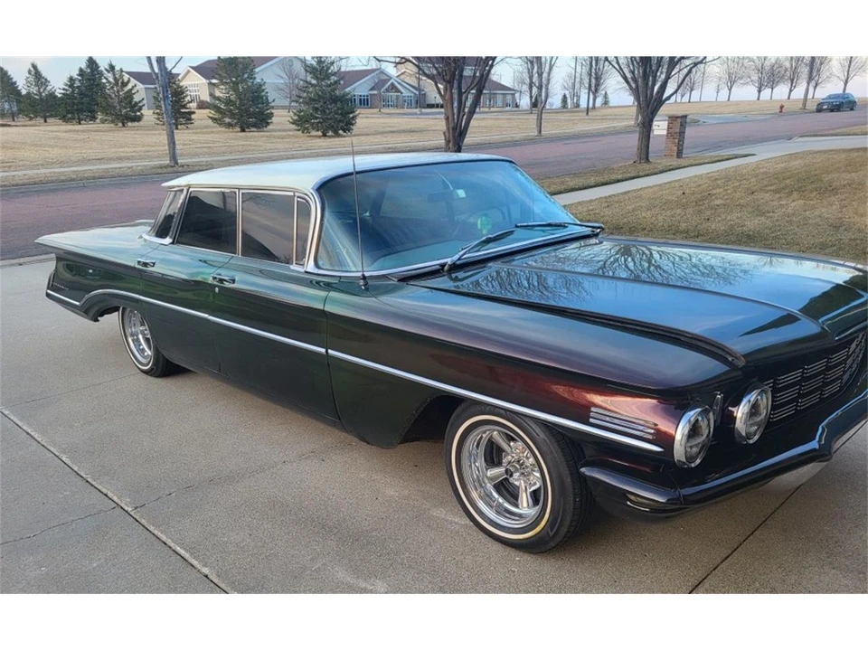 1960 Oldsmobile 88 - Image 2 of 10