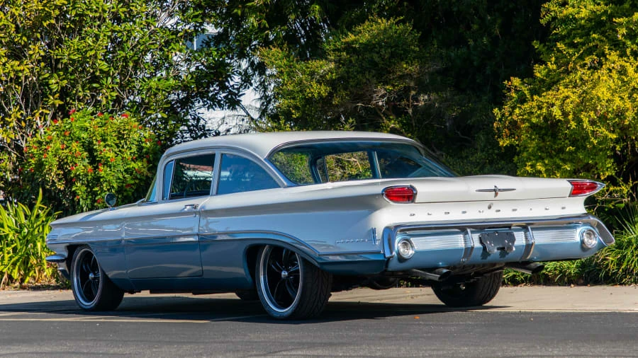 1960 Oldsmobile 88 - Image 3 of 12