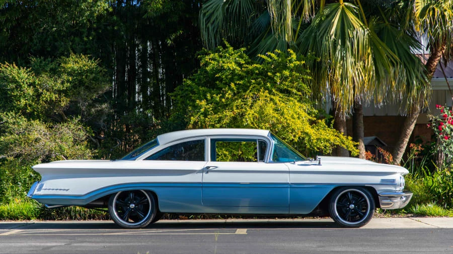 1960 Oldsmobile 88 - Image 8 of 12