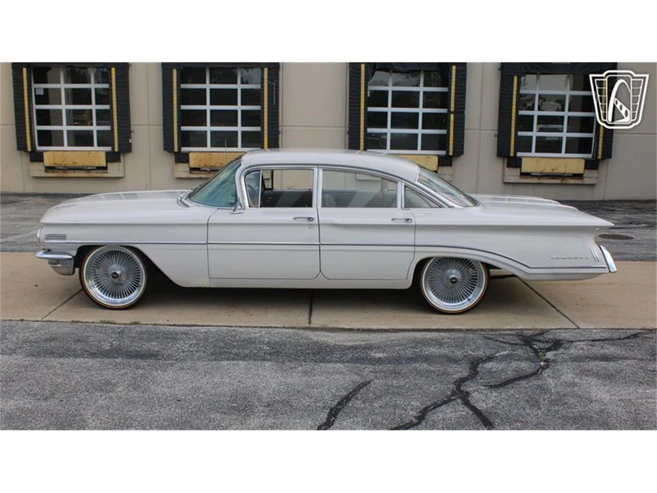 1960 Oldsmobile 88 - Image 26 of 31