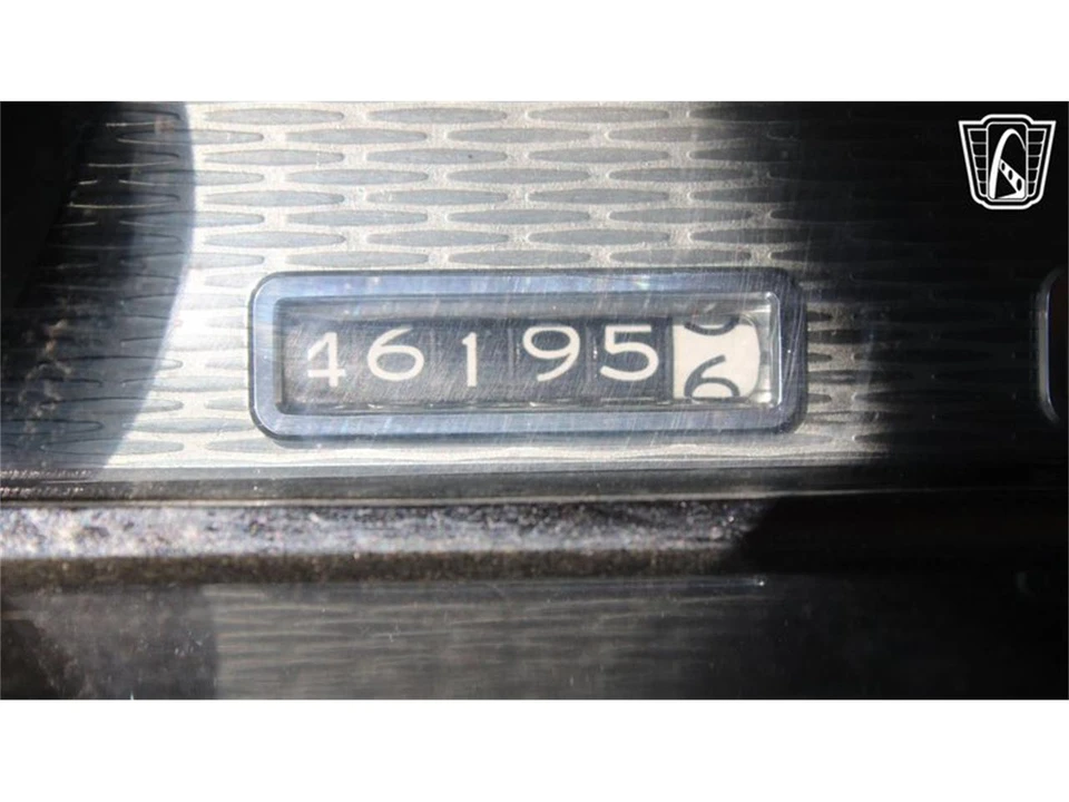 1960 Oldsmobile 88 - Image 19 of 31