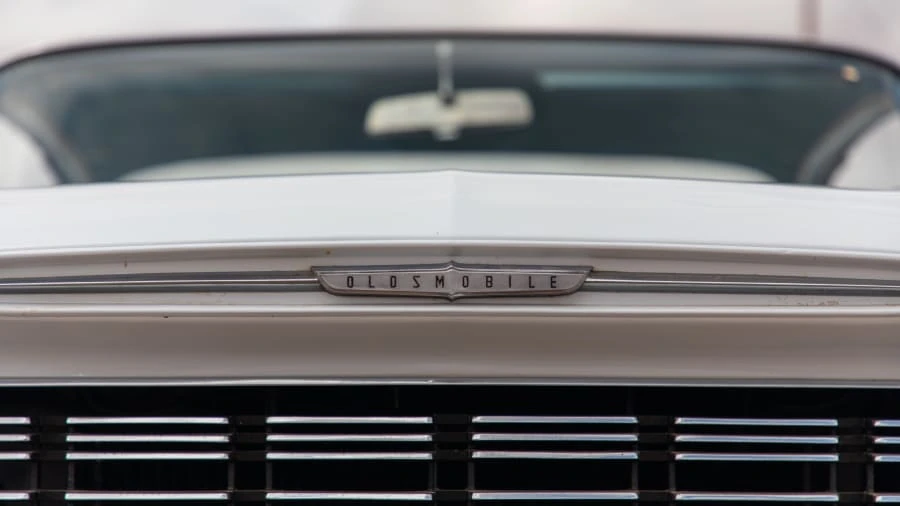 1960 Oldsmobile 88 - Image 13 of 15