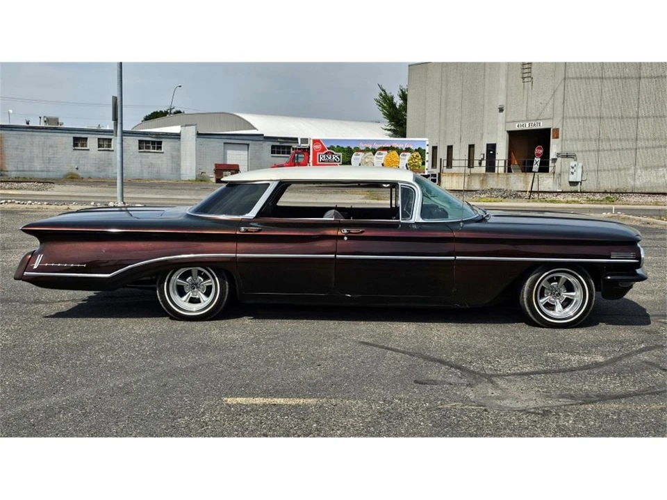 1960 Oldsmobile 88 - Image 6 of 31