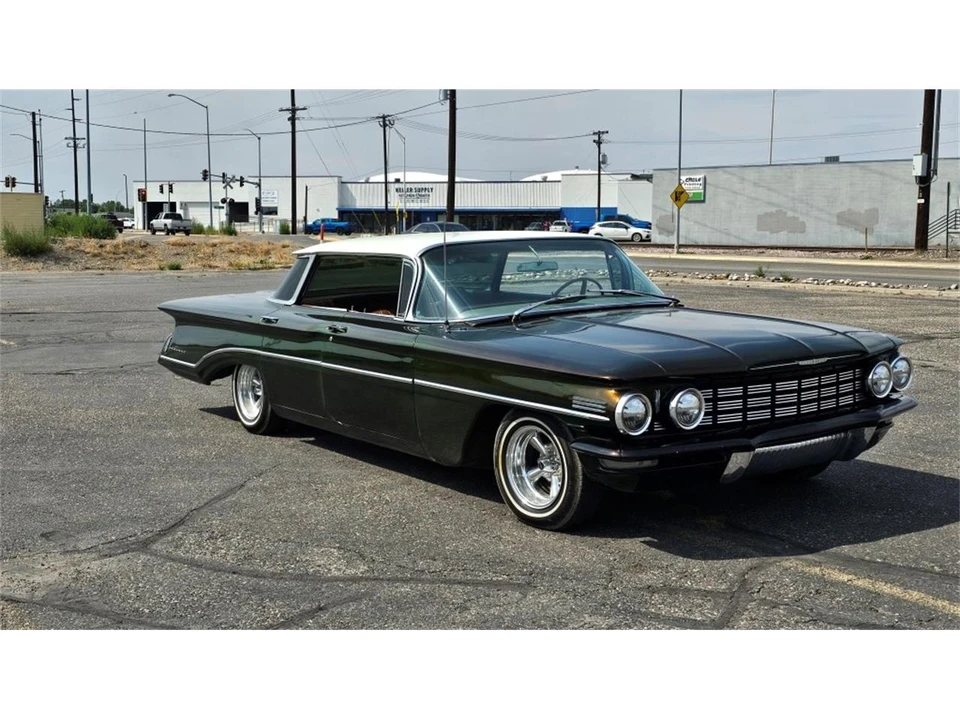 1960 Oldsmobile 88 - Image 7 of 31