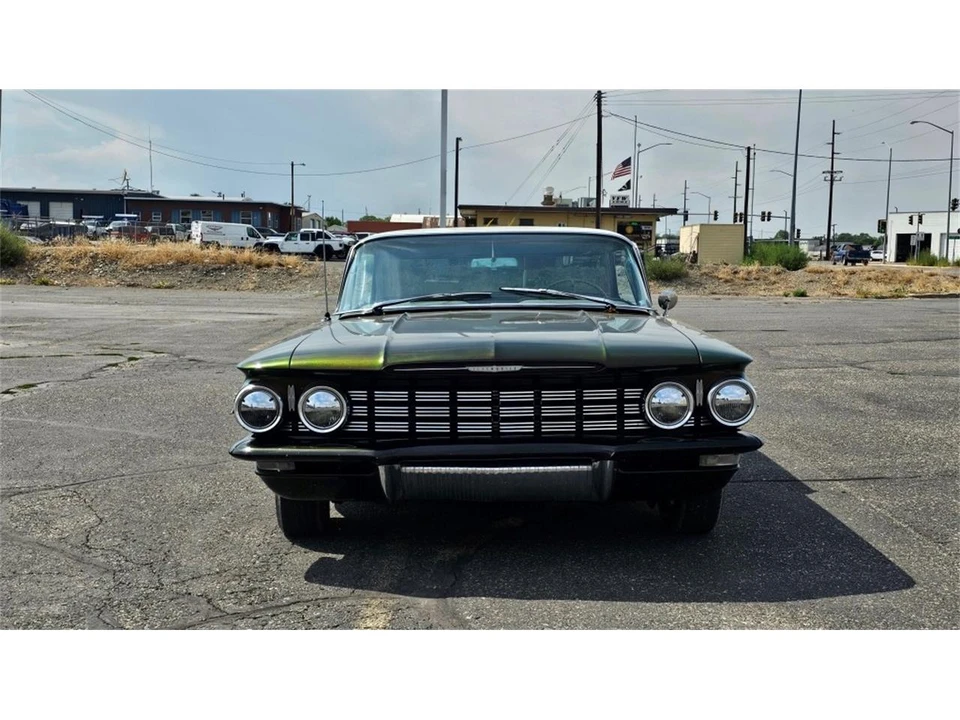 1960 Oldsmobile 88 - Image 8 of 31