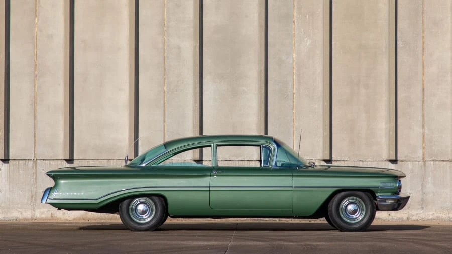1960 Oldsmobile 88 - Image 8 of 12