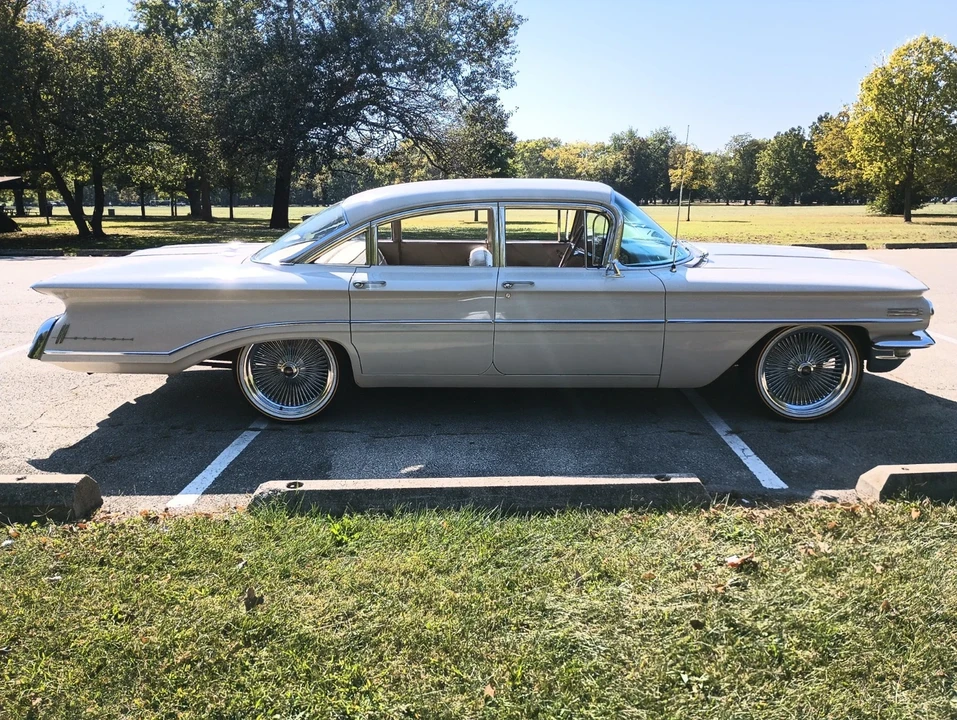 1960 Oldsmobile 88 - Image 5 of 21