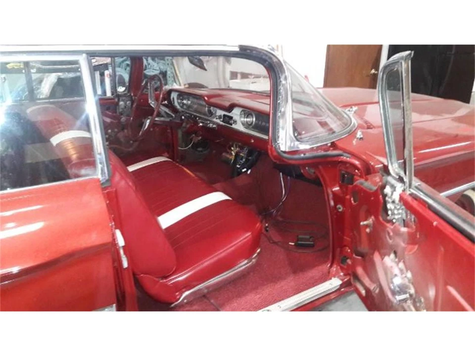 1960 Oldsmobile 88 - Image 15 of 21