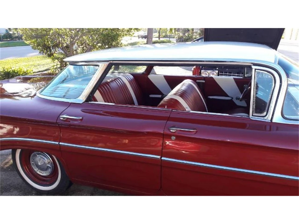 1960 Oldsmobile 88 - Image 16 of 21