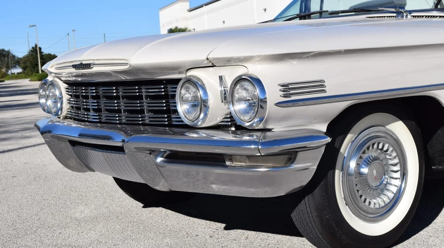 1960 Oldsmobile 88 - Image 10 of 11