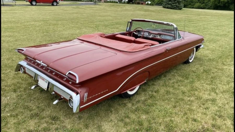 1960 Oldsmobile 88 - Image 10 of 10