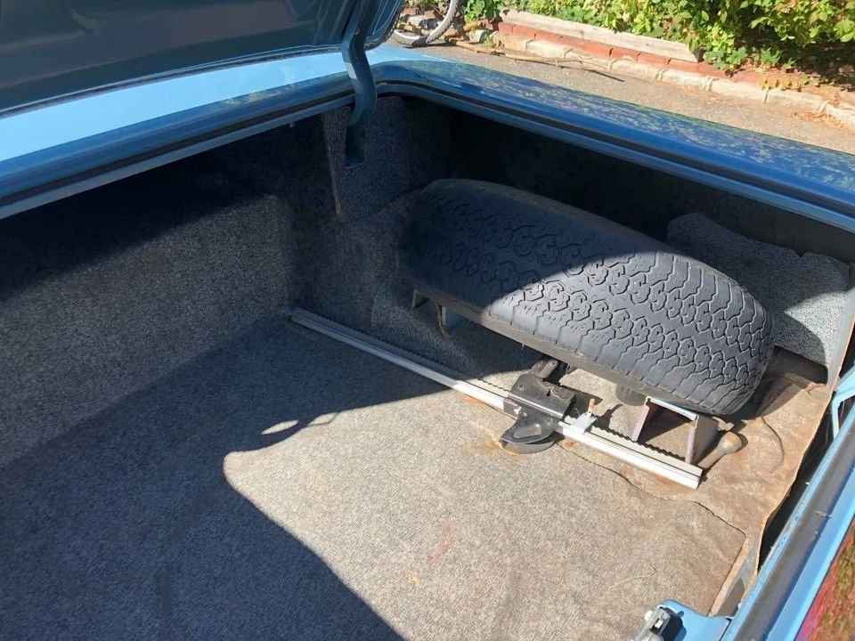 1960 Oldsmobile 88 - Image 7 of 7