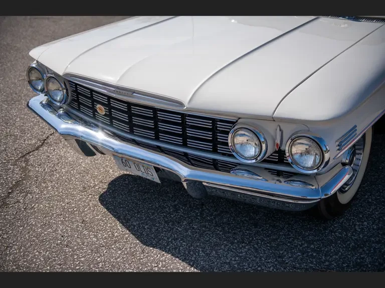 1960 Oldsmobile 98 - Image 17 of 31