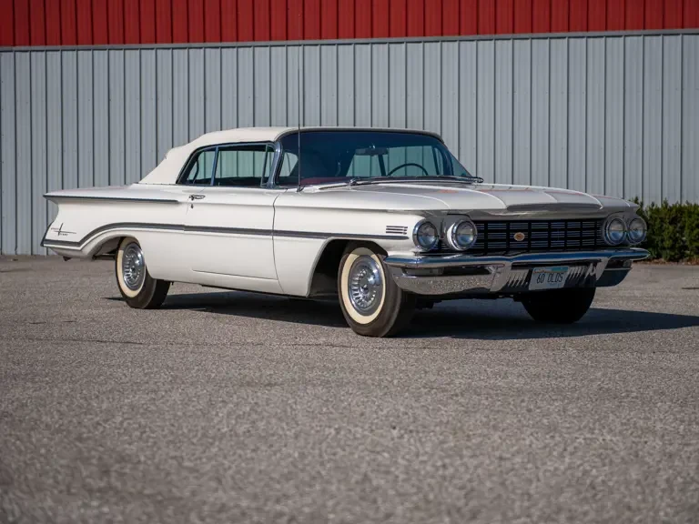1960 Oldsmobile 98 - Image 3 of 31