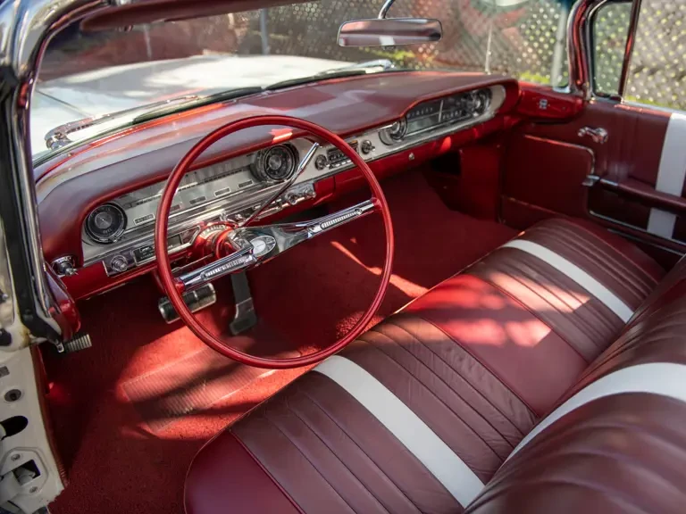 1960 Oldsmobile 98 - Image 5 of 31