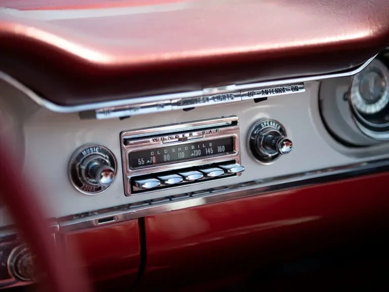 1960 Oldsmobile 98 - Image 28 of 31