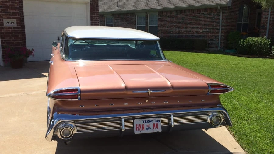 1960 Oldsmobile 98 - Image 2 of 8