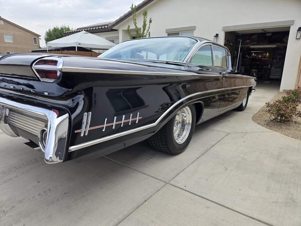 1960 Oldsmobile 88 - Image 16 of 31