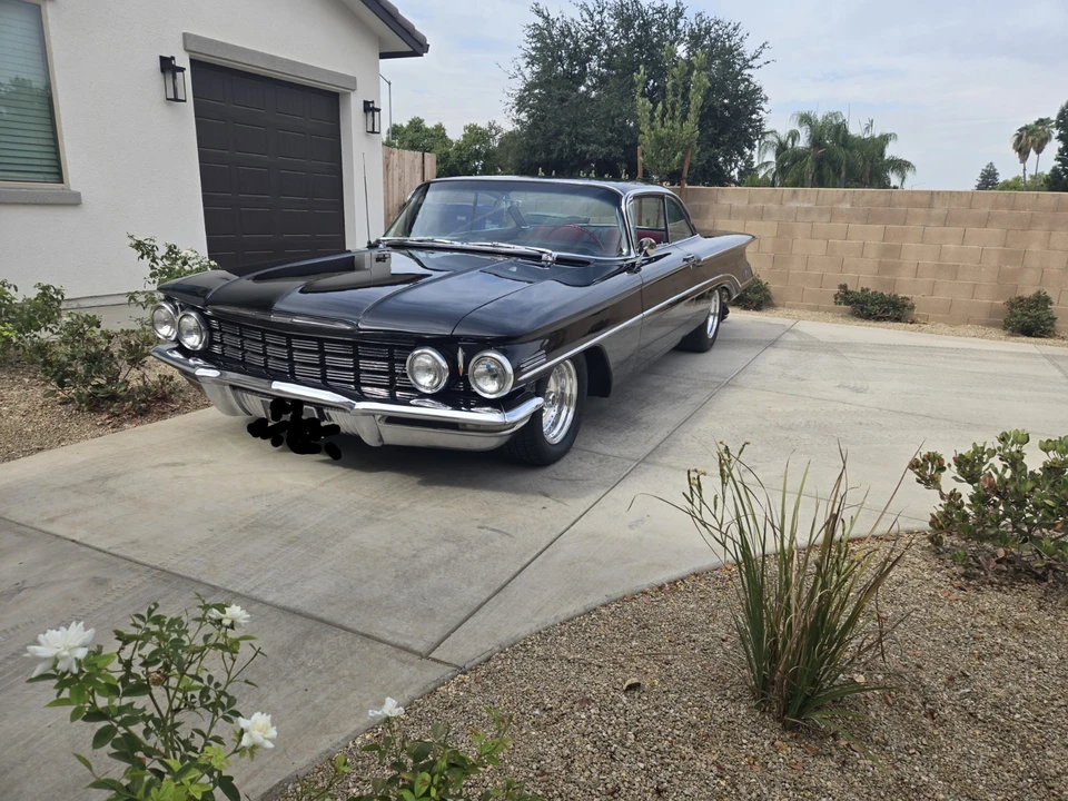 1960 Oldsmobile 88 - Image 2 of 31