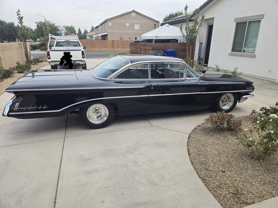 1960 Oldsmobile 88 - Image 5 of 31
