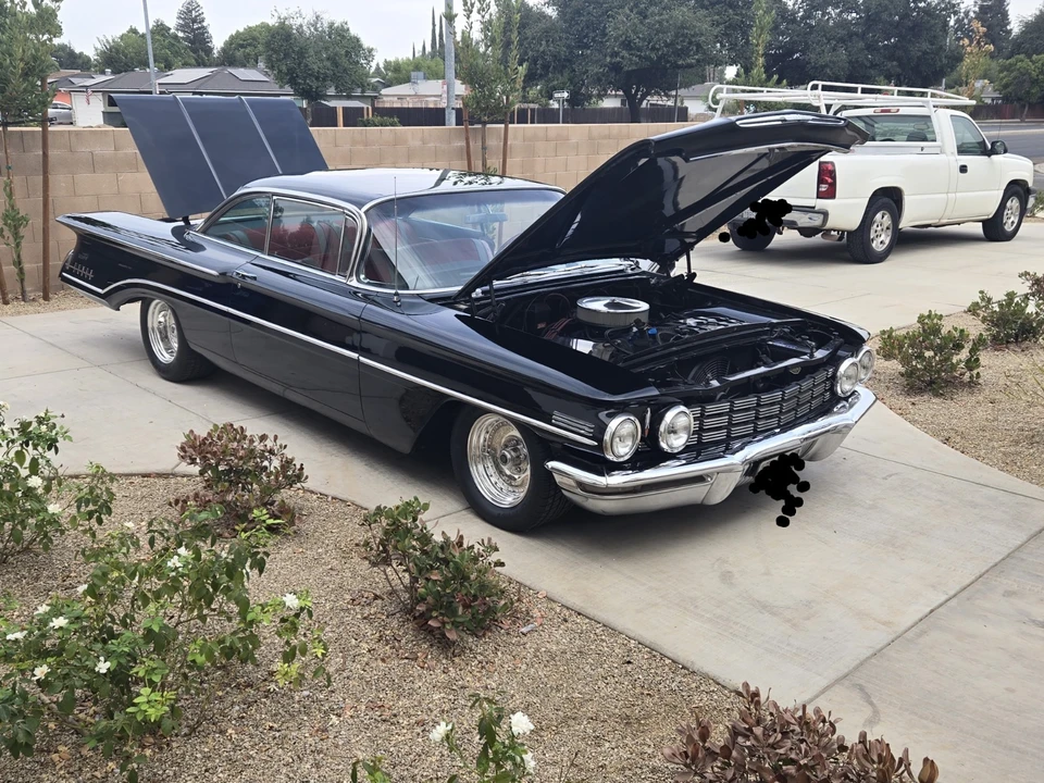 1960 Oldsmobile 88 - Image 9 of 31
