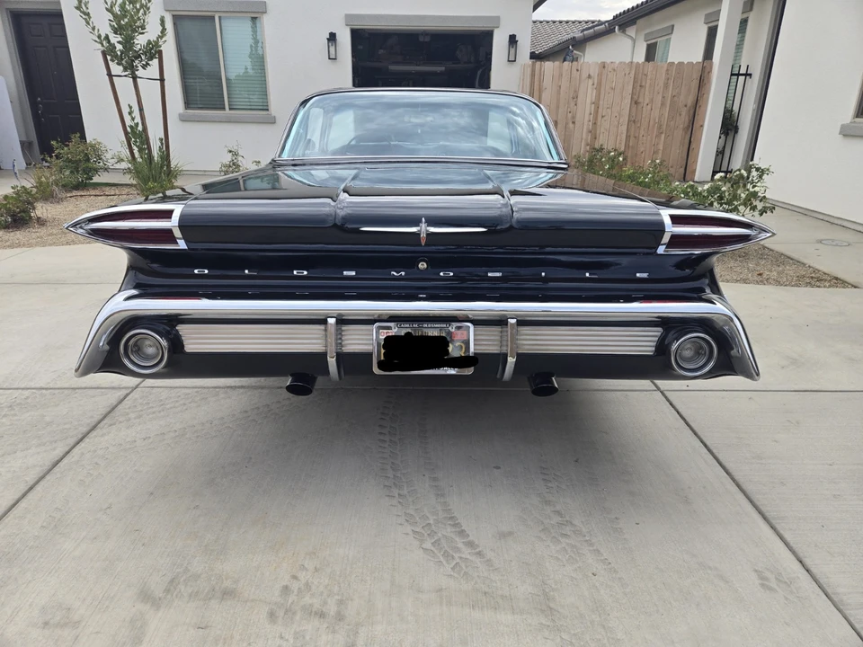 1960 Oldsmobile 88 - Image 13 of 31