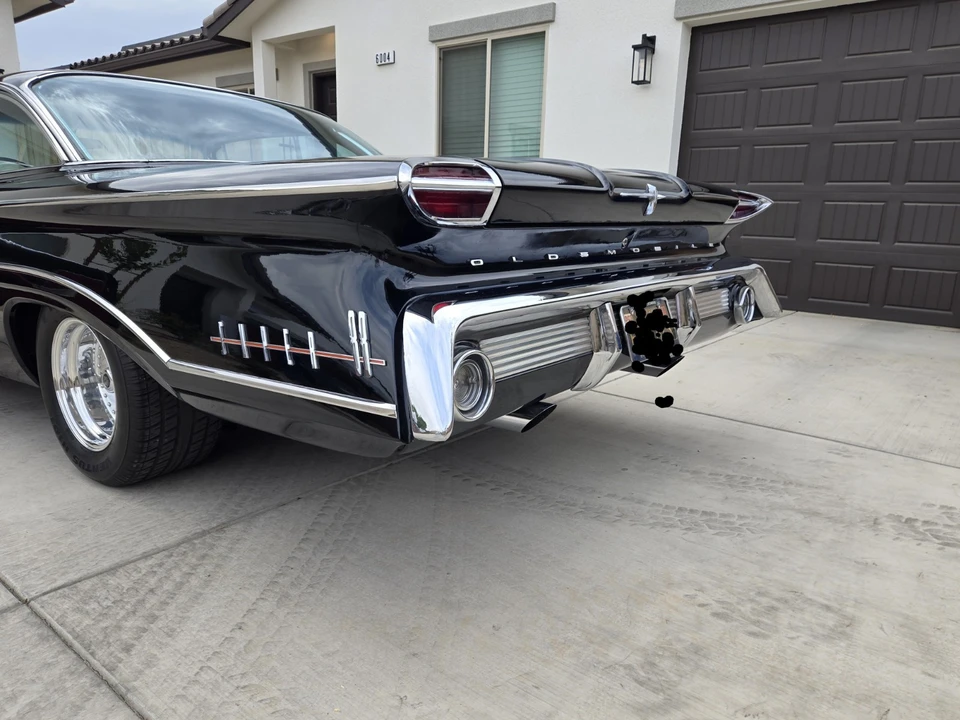 1960 Oldsmobile 88 - Image 11 of 31