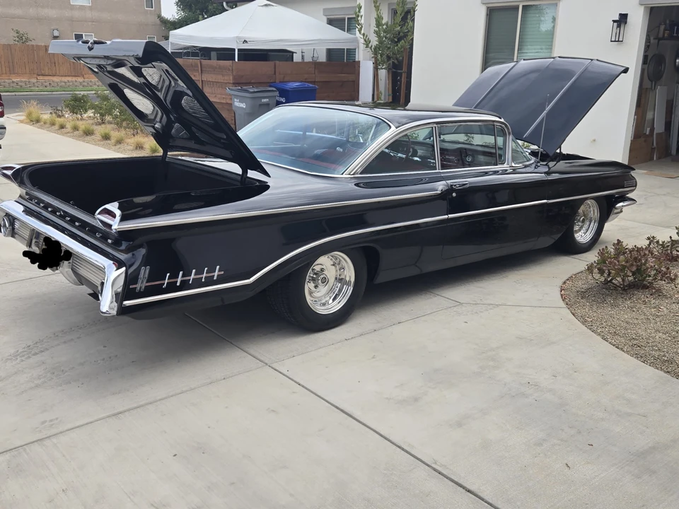 1960 Oldsmobile 88 - Image 10 of 31