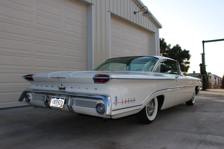 1960 Oldsmobile 88 - Image 3 of 12
