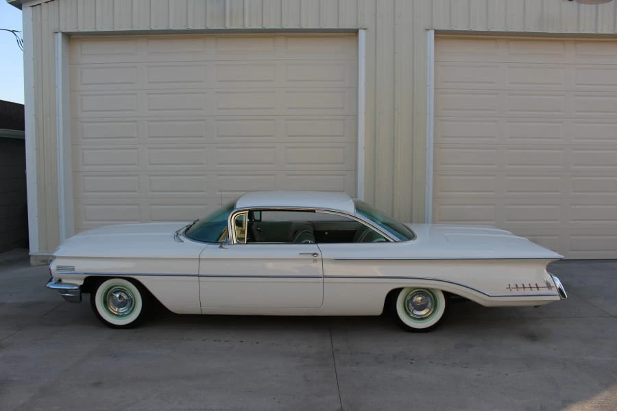 1960 Oldsmobile 88 - Image 2 of 12