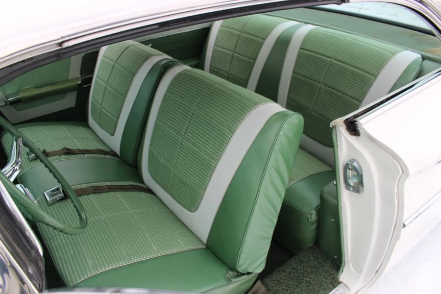 1960 Oldsmobile 88 - Image 6 of 12