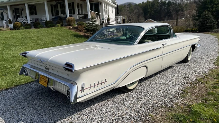 1960 Oldsmobile 88 - Image 3 of 26